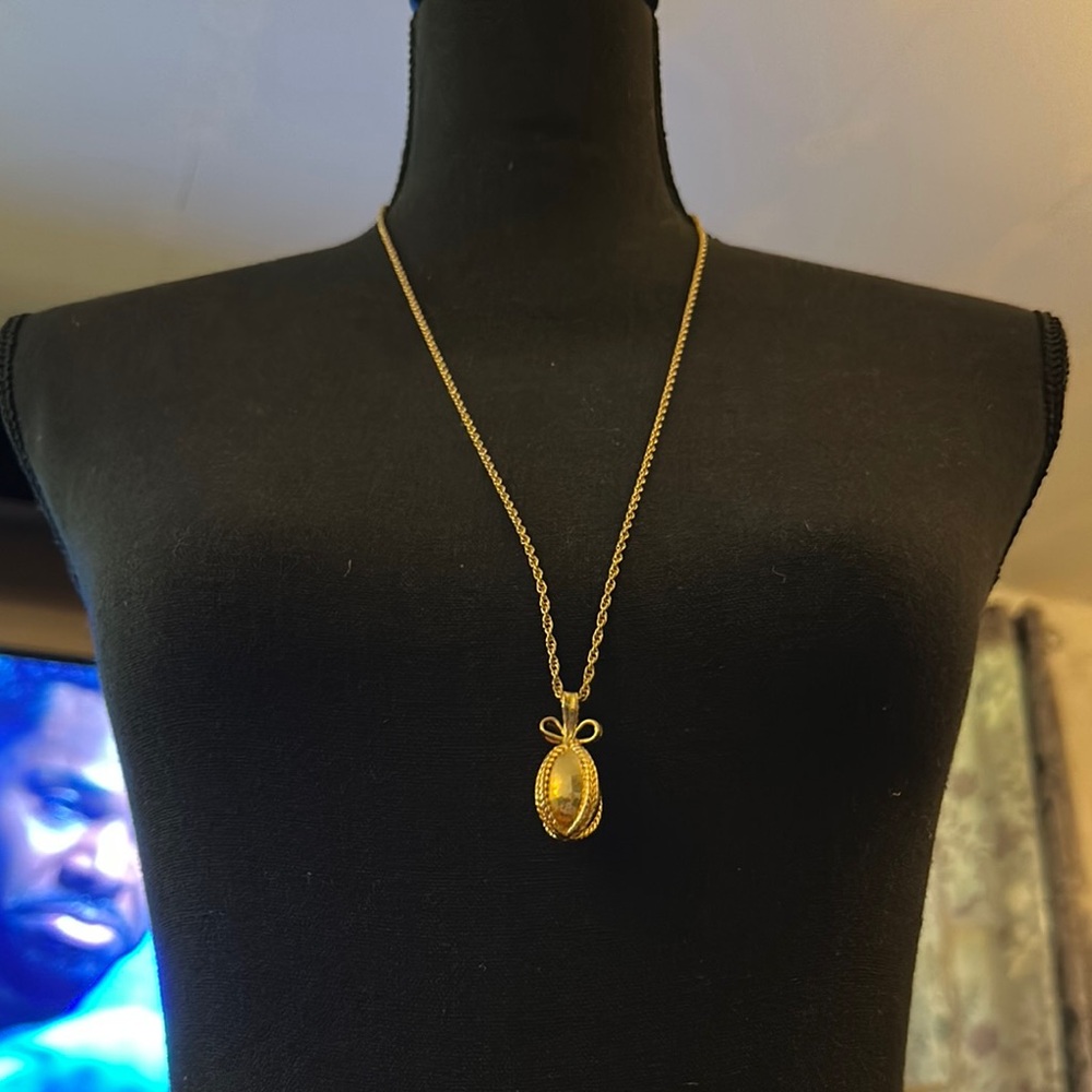 Joan Rivers Gold Necklace Elegant Pendant Jewelry